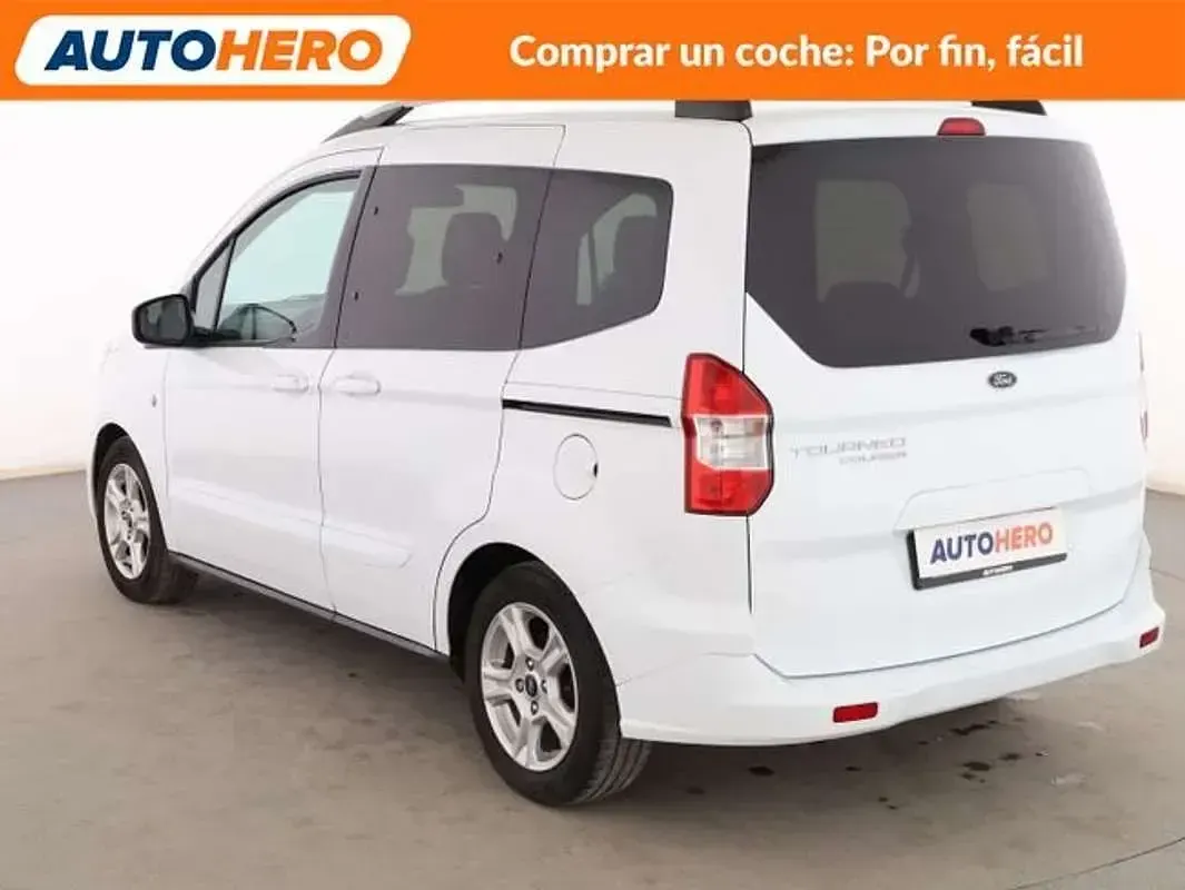 Usado Ford Tourneo Connect Trend 101 CV (74 kW) 2019 Blanco Monovolumen