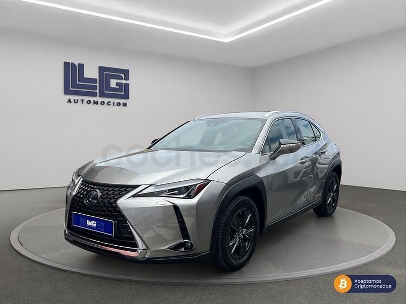 Usado Lexus UX Business Edition 184 CV (135 kW) 2019 Gris / plata SUV