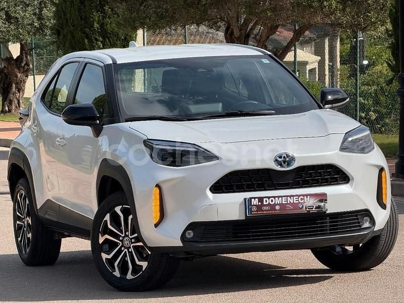 Usado Toyota Yaris Cross Active 116 CV (85 kW) 2022 Blanco SUV