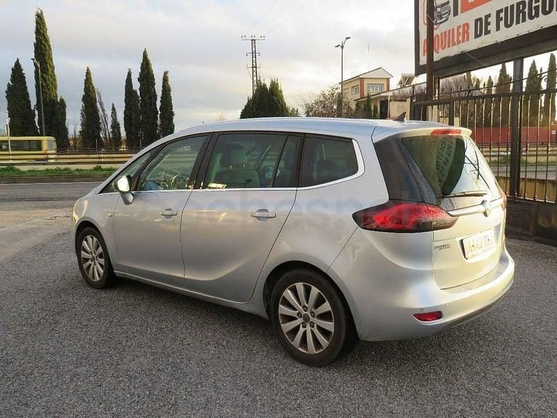 Usado Opel Zafira Tourer Selective 136 CV (100 kW) 2014 Gris / plata Monovolumen