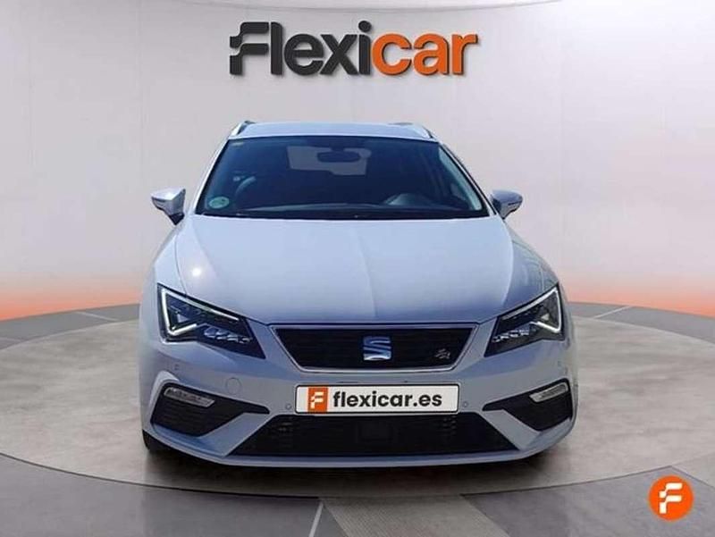 Usado Seat Leon ST FR 179 CV (131 kW) 2018 Blanco Familiar