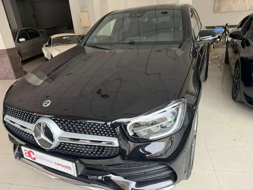 Usado Mercedes GLC300e 321 CV (236 kW) 2022 Negro SUV