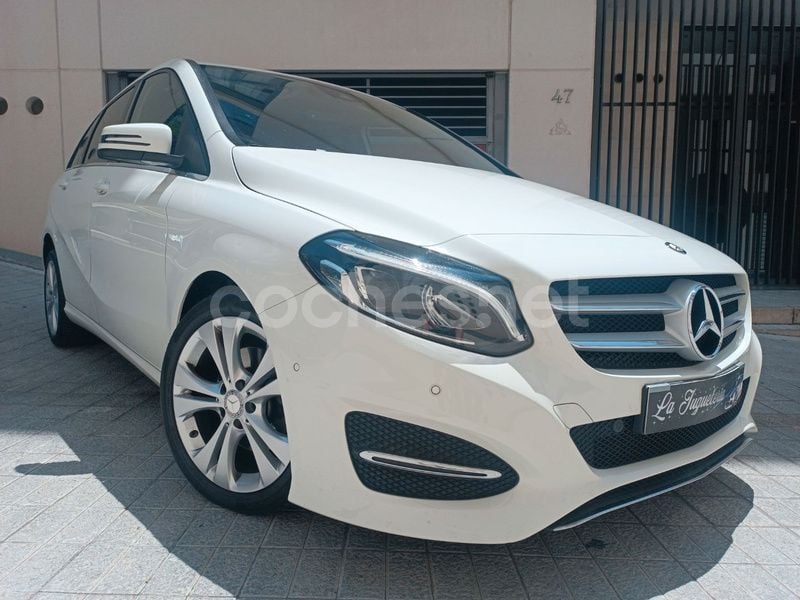 Blanco Usado 2016 Mercedes B200 Urban Monovolumen | 13.300 € (Precio justo) - Imagen 1/4