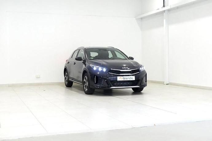 Usado Kia XCeed 100 HP (73 kW) 2024 SUV