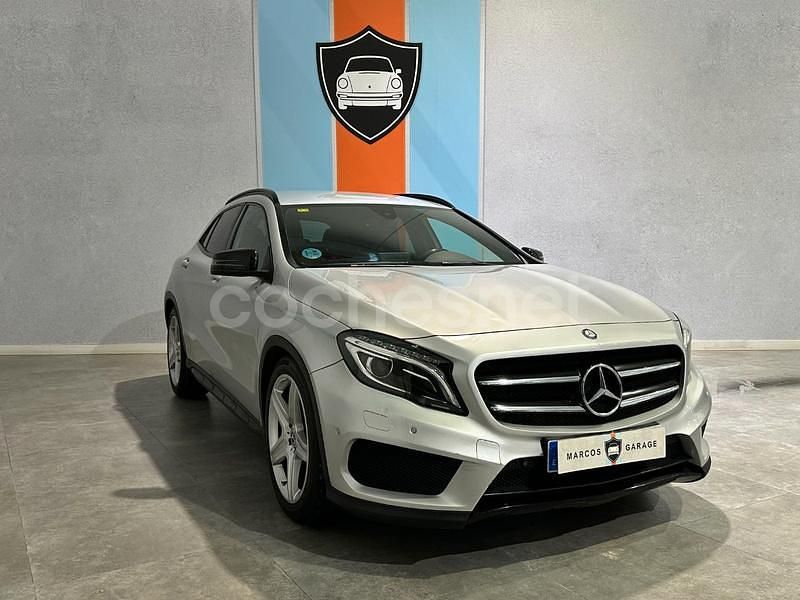 Gris / plata Usado 2016 Mercedes GLA200 AMG line SUV | 14.990 € (Buen precio) - Imagen 1/4