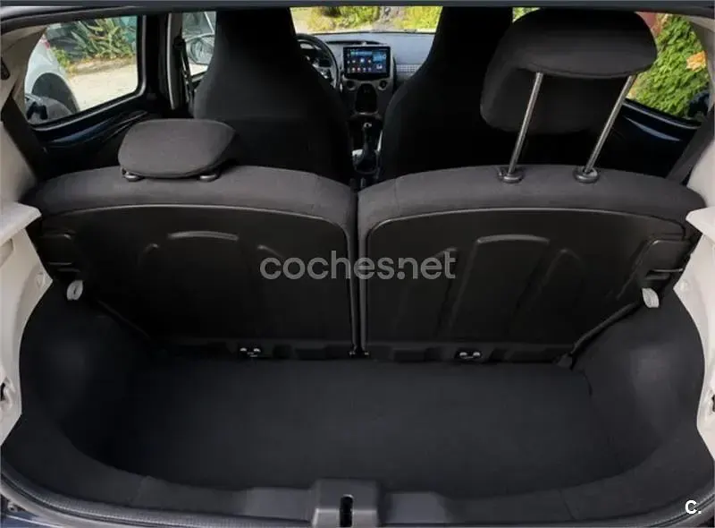 Usado Peugeot 108 Allure 82 CV (60 kW) 2015 Azul Berlina