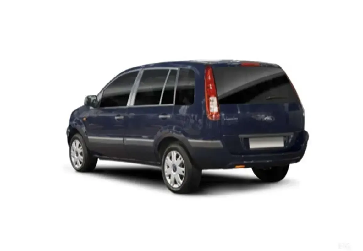 Usado Ford Fusion Ambiente 80 CV (58 kW) 2011 Plateado Utilitario