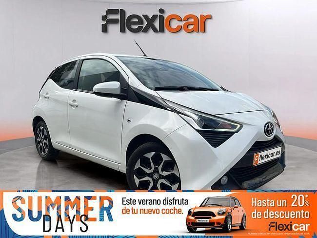 Blanco Usado 2021 Toyota Aygo X-play Utilitario | 11.990 € (Precio justo) - Imagen 1/4