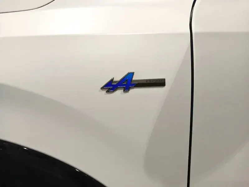 Begagnad Renault Rafale Esprit Alpine 200 HK (147 kW) 2024 Vit SUV