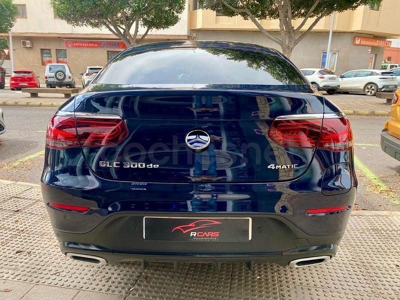 Usado Mercedes GLC300e 306 CV (225 kW) 2021 Azul Coupe