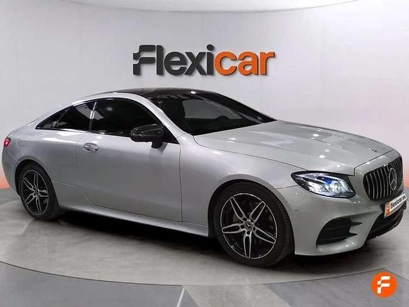 Usado Mercedes E220 194 CV (142 kW) 2018 Gris Coupe