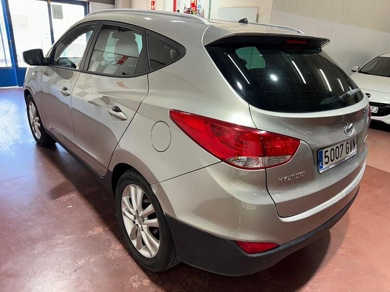 Usado Hyundai ix35 Comfort 136 CV (100 kW) 2010 Gris / plata SUV