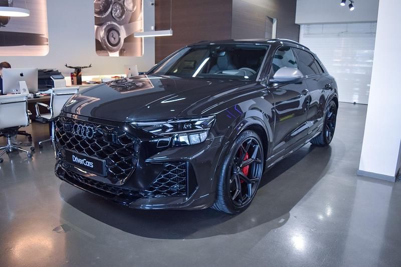 Nuevo Audi Q8 Performance 640 CV (470 kW) 2026 Gris SUV