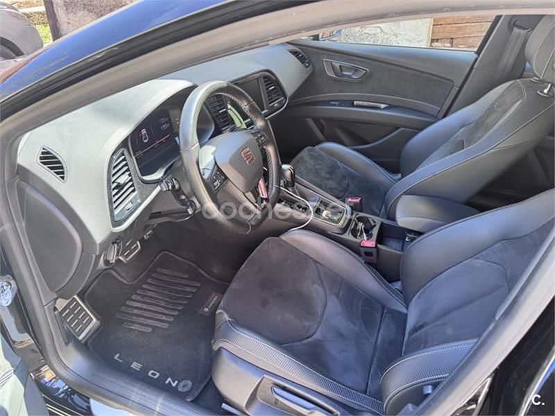 Usado Seat Leon CUPRA 290 CV (213 kW) 2019 Negro Berlina