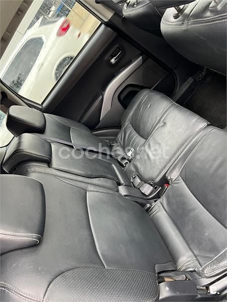 Usado Mitsubishi Outlander Motion 177 CV (130 kW) 2012 Gris / plata SUV