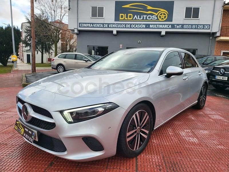 Usado Mercedes A220 190 CV (139 kW) 2022 Gris / plata Berlina