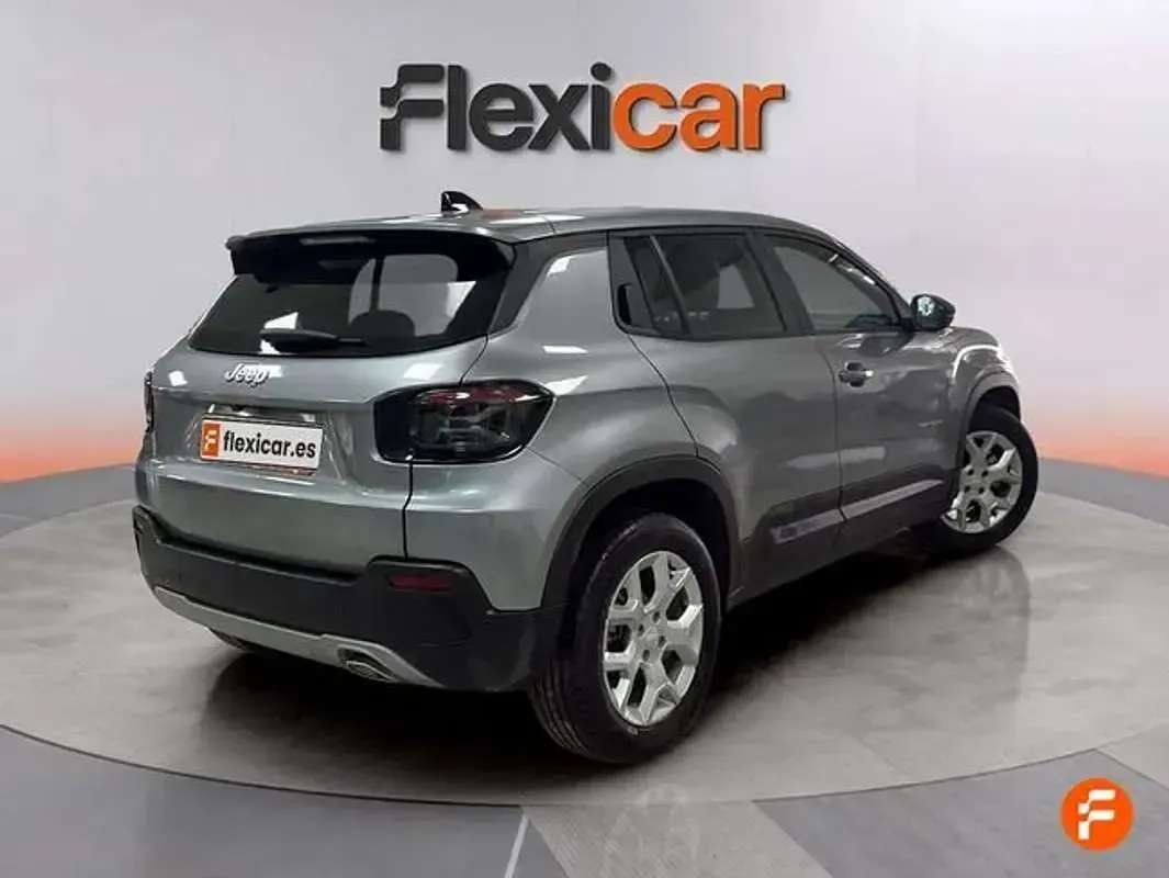 Usado Jeep Avenger Longitude 101 CV (74 kW) 2024 Gris SUV