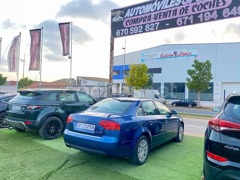 Usado Audi A4 143 HP (105 kW) 2007 Azul Sedan