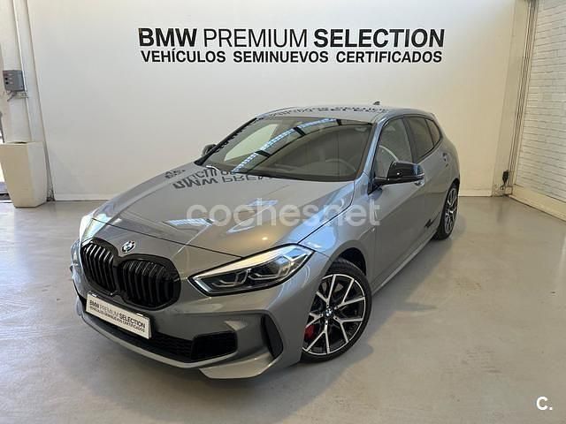 Gris / plata Usado 2023 BMW 128 Berlina | 39.900 € (Precio justo) - Imagen 1/4