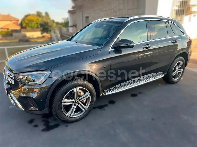 Usado Mercedes GLC300e 306 CV (225 kW) 2021 Gris / plata SUV