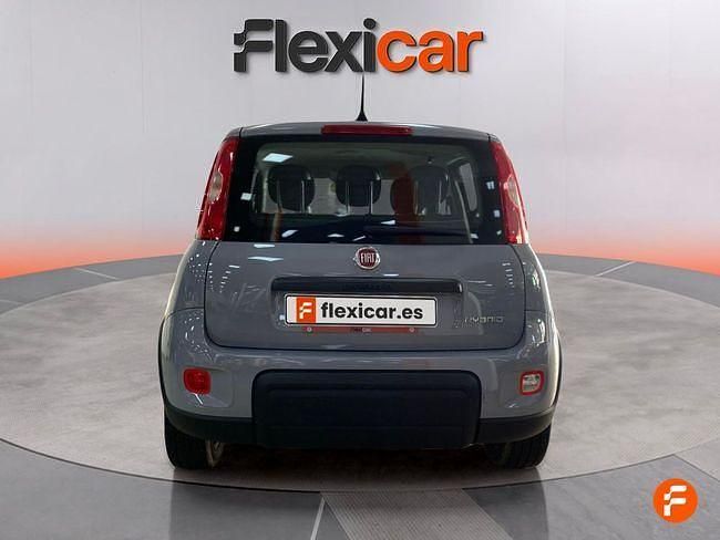 Usado Fiat Panda 70 CV (51 kW) 2023 Gris Utilitario