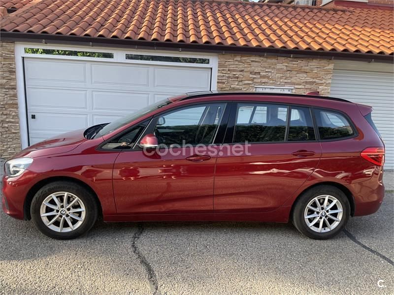 Usado BMW 216 116 CV (85 kW) 2018 Granate Familiar