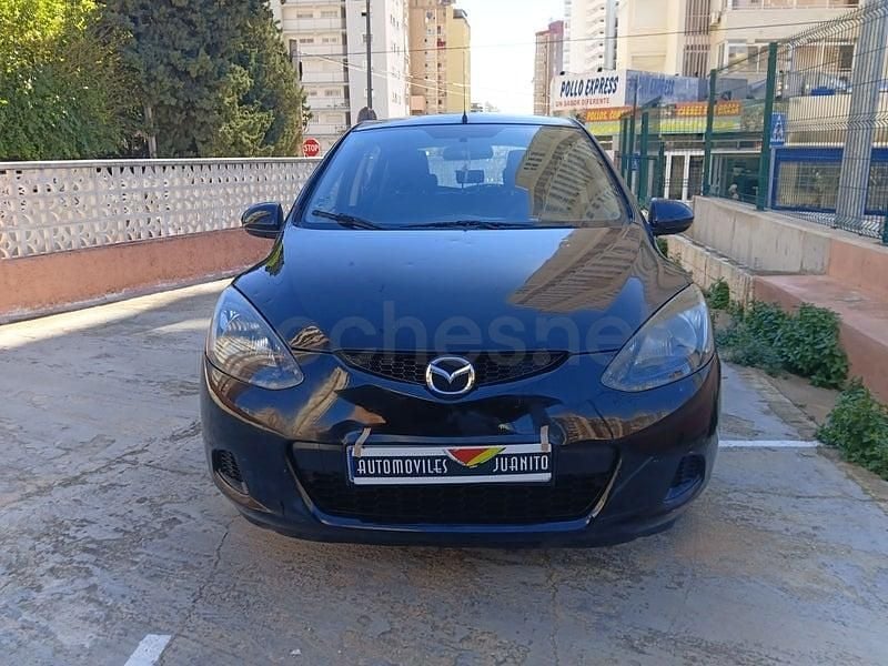 Usado Mazda 2 Active 68 CV (50 kW) 2008 Negro Utilitario