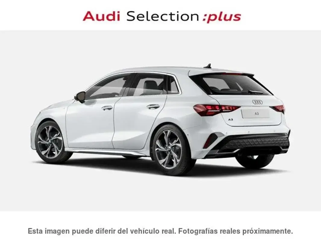 Usado Audi A3 Sportback S-Line 150 CV (110 kW) 2025 Blanco Utilitario
