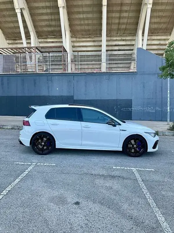 Usado VW Golf VIII R 320 CV (235 kW) 2022 Blanco Utilitario