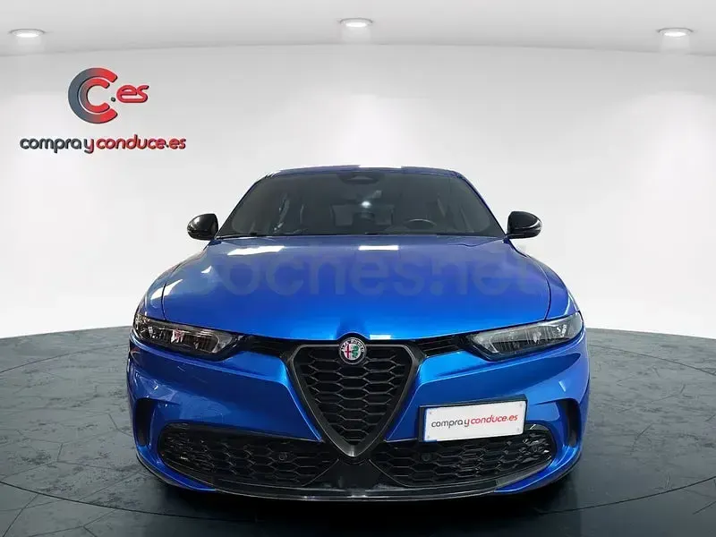 Usado Alfa Romeo Tonale Sprint 130 CV (95 kW) 2022 Azul SUV