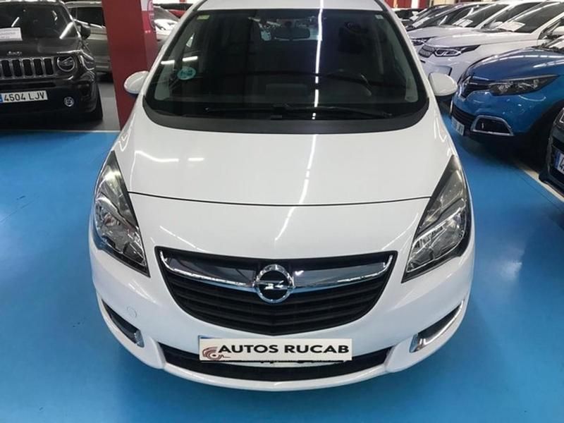 Usado Opel Meriva Excellence 110 CV (80 kW) 2016 Blanco Monovolumen