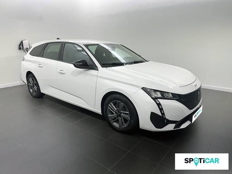 Usado Peugeot 308 SW Active 130 CV (95 kW) 2022 Blanco Familiar