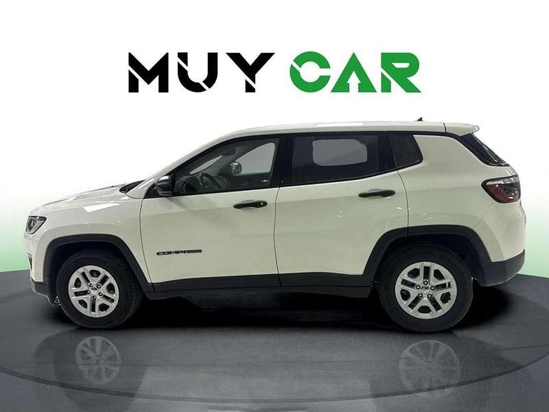 Usado Jeep Compass Sport 140 CV (102 kW) 2018 Negro SUV