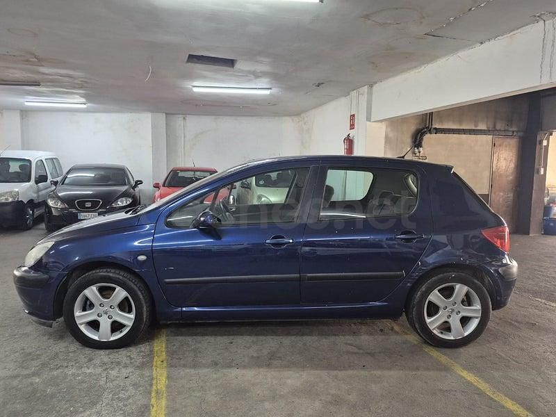 Usado Peugeot 307 75 CV (55 kW) 2001 Azul Utilitario