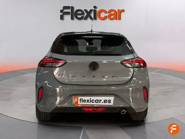 Usado Opel Corsa 100 CV (73 kW) 2024 Gris Utilitario