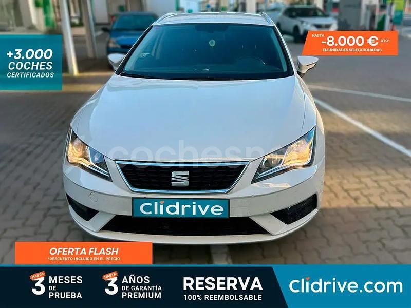 Usado Seat Leon Style 115 CV (84 kW) 2017 Blanco Familiar