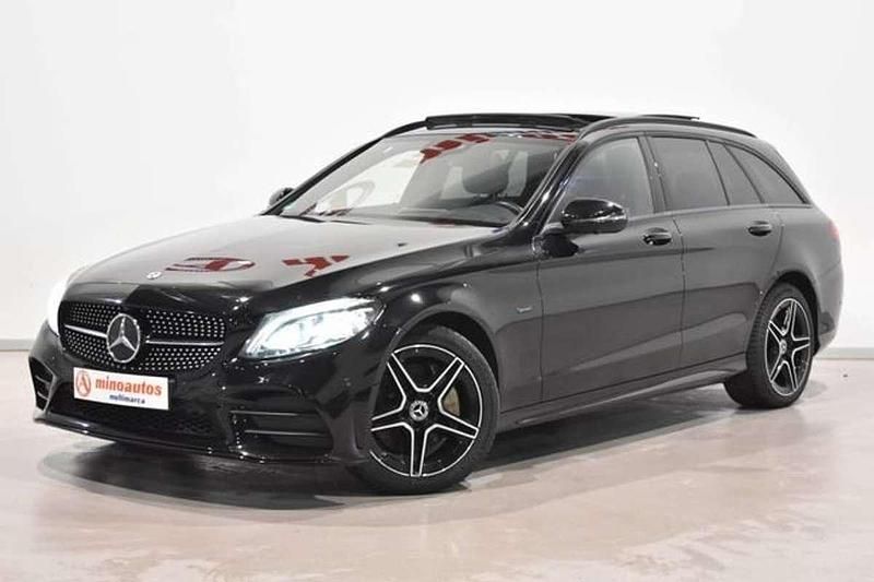 Usado Mercedes C300e AMG line 310 CV (228 kW) 2020 Negro Familiar