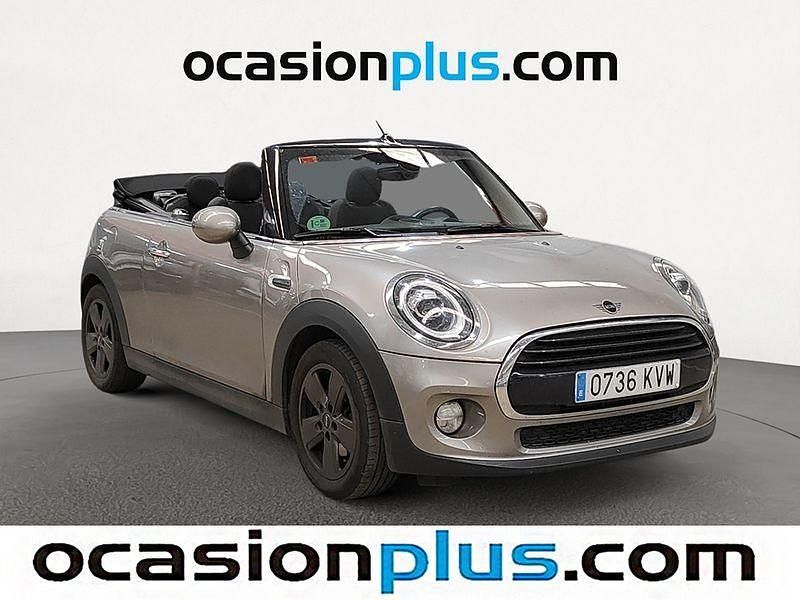 Usado Mini Cooper D Cabriolet 116 CV (85 kW) 2019 Gris plata Descapotable