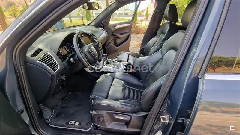 Usado Audi Q5 240 CV (176 kW) 2011 Gris / plata SUV