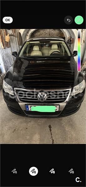 Usado VW Passat Highline 140 CV (102 kW) 2007 Negro Berlina
