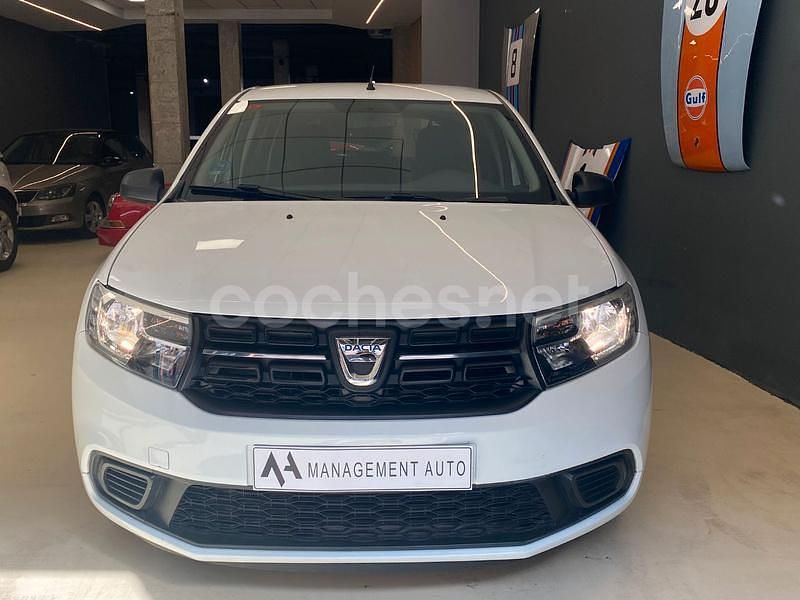 Blanco Usado 2019 Dacia Sandero Essentiel Utilitario | 8990 € (Precio justo) - Imagen 1/4