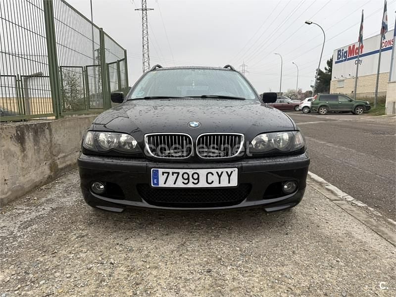Usado BMW 320 170 CV (125 kW) 2004 Negro Familiar