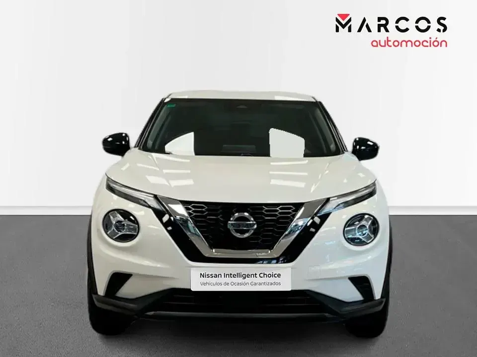 Usado Nissan Juke Acenta 114 CV (83 kW) 2022 Blanco everest (solido) negro SUV