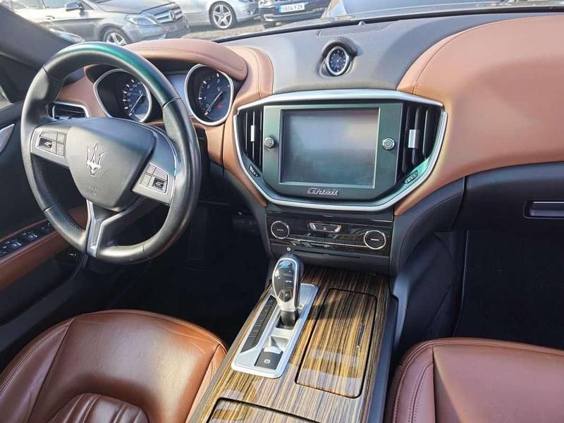 Usado Maserati Ghibli 275 CV (202 kW) 2015 Gris Berlina