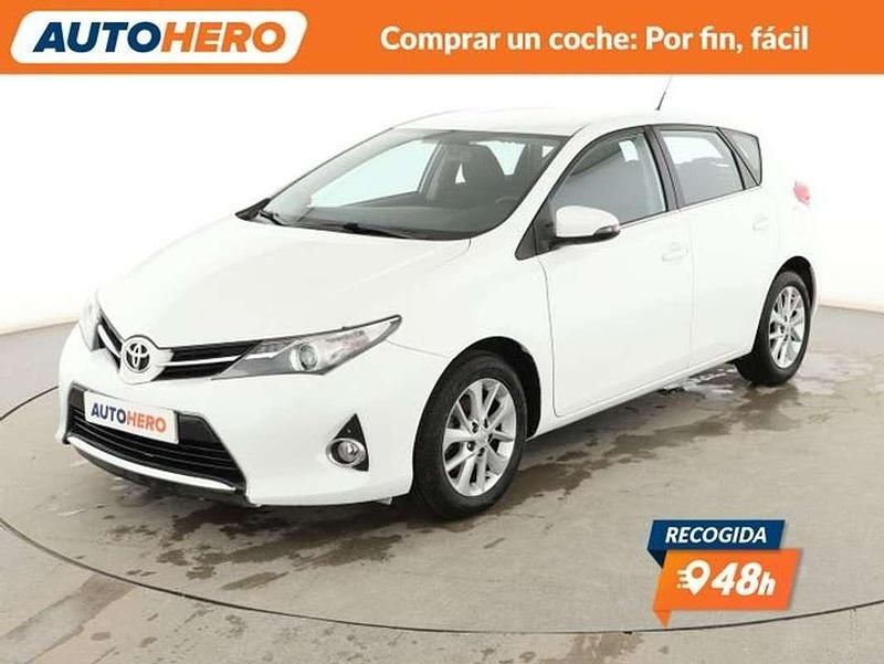 Blanco Usado 2015 Toyota Auris Berlina | 11.713 € (Precio justo) - Imagen 1/3