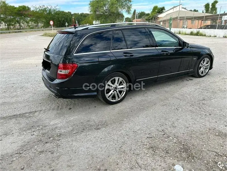 Usado Mercedes C300 Avantgarde 231 CV (169 kW) 2011 Negro Familiar