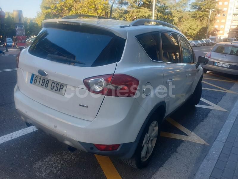 Usado Ford Kuga Titanium 136 CV (100 kW) 2009 Blanco SUV