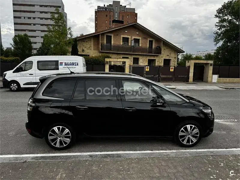 Usado Citroën Grand C4 Picasso Feel 130 CV (95 kW) 2015 Negro Monovolumen