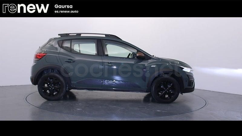 Usado Dacia Sandero Extreme 101 CV (74 kW) 2025 Verde Berlina