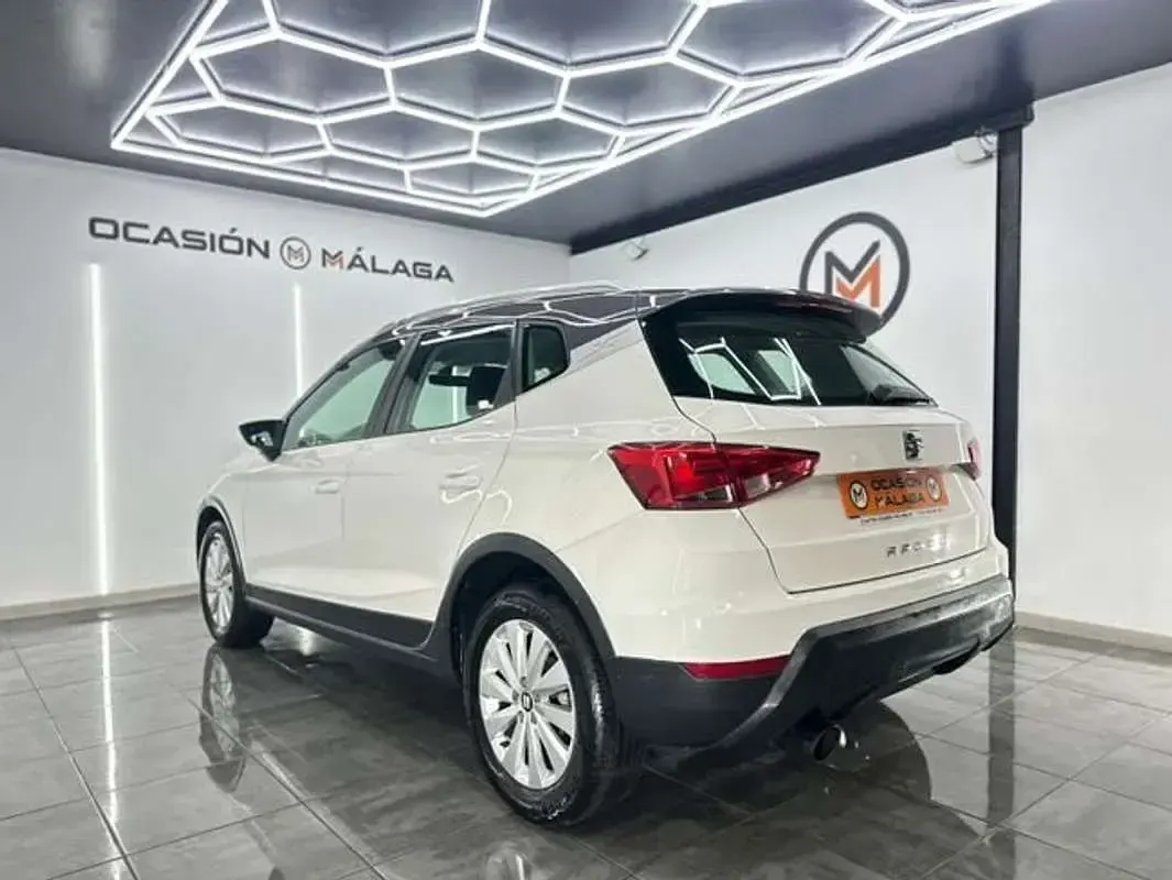 Usado Seat Arona Style 116 CV (85 kW) 2019 Blanco SUV